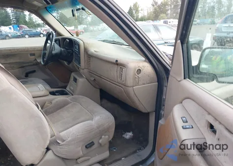 2001 Chevrolet Silverado 1500 Ls z USA, uszkodzony, nr VIN 2GCEC19V011350980